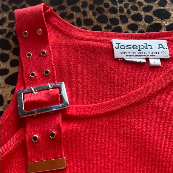 Top - Picture 2 of 3